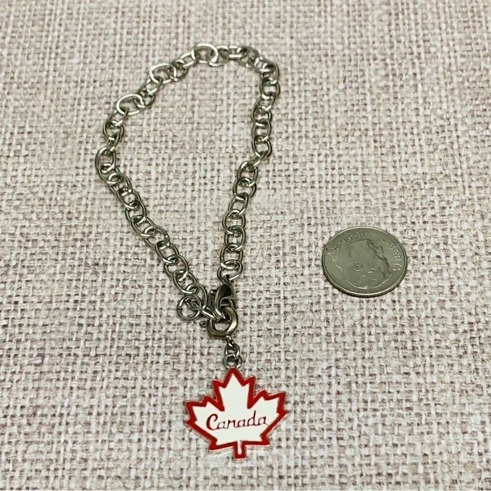Silver Red White‎ Enamel Canada Charm Bracelet